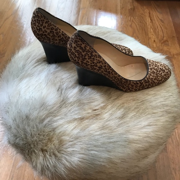 Kate Spade Leopard Pony Hair Wedge Heels, size 8.5 - Picture 3 of 4